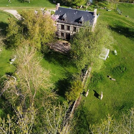 Le Petit Manoir De La Vernelle Bed & Breakfast Fourmetot Eksteriør bilde