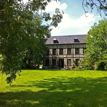 Le Petit Manoir De La Vernelle Bed & Breakfast Fourmetot Eksteriør bilde
