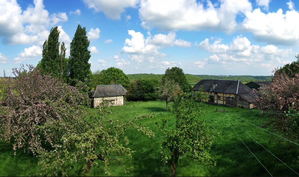 Le Petit Manoir De La Vernelle Bed & Breakfast Fourmetot Rom bilde
